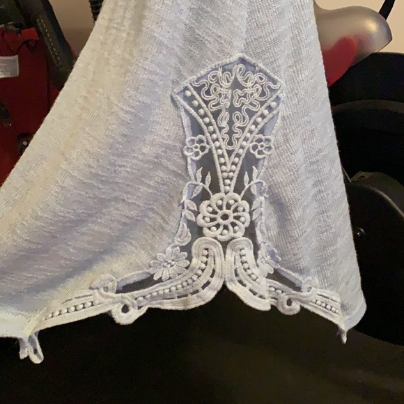 Francescas top - Picture 2 of 2